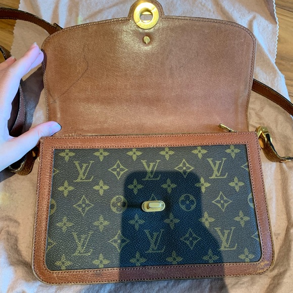 Authentic Louis Vuitton purse with dustbag - Picture 2 of 6